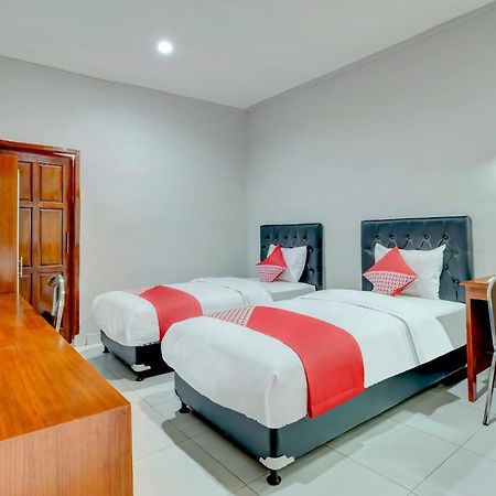 Oyo 90089 Hotel Satria Syariah Denpasar Dış mekan fotoğraf