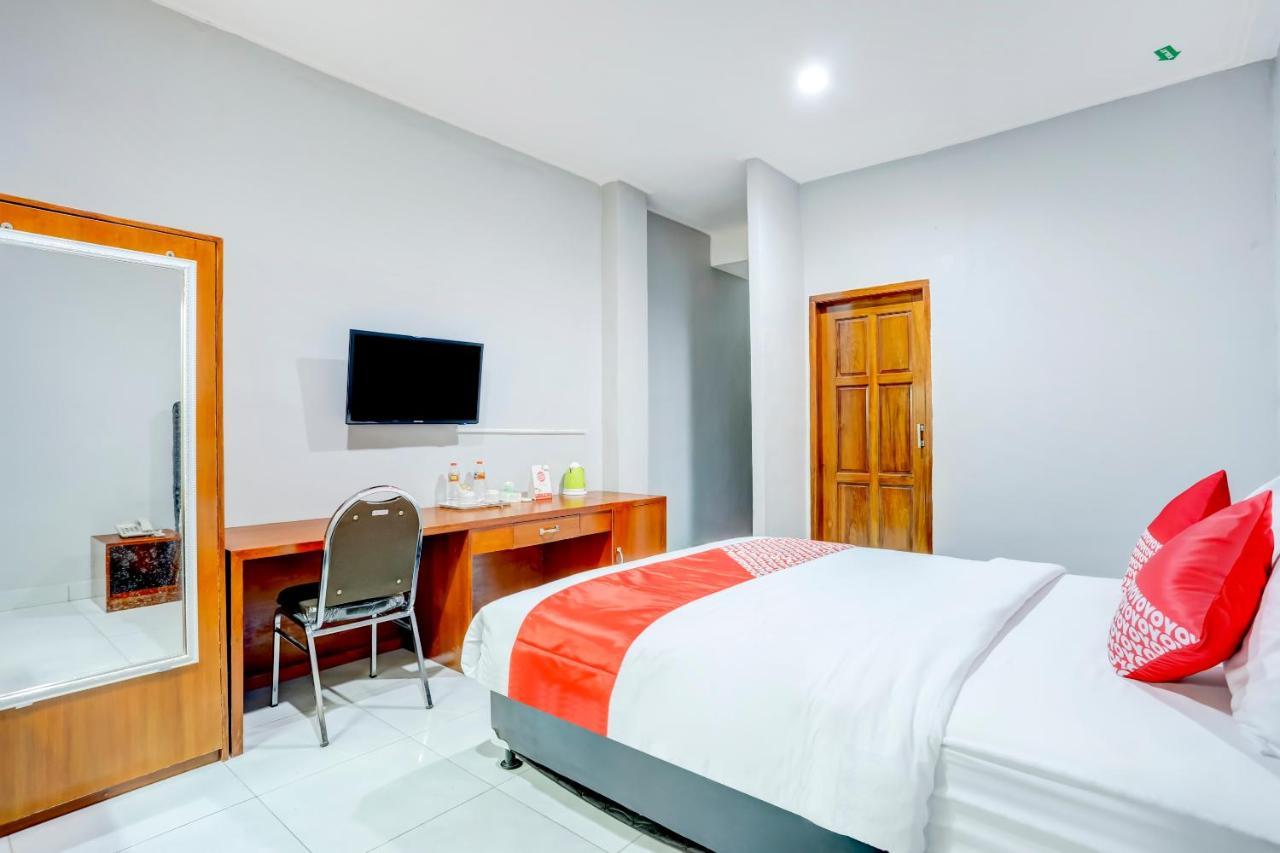 Oyo 90089 Hotel Satria Syariah Denpasar Dış mekan fotoğraf