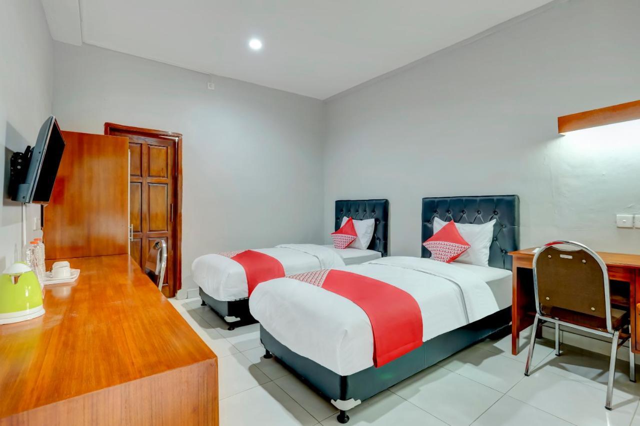 Oyo 90089 Hotel Satria Syariah Denpasar Dış mekan fotoğraf