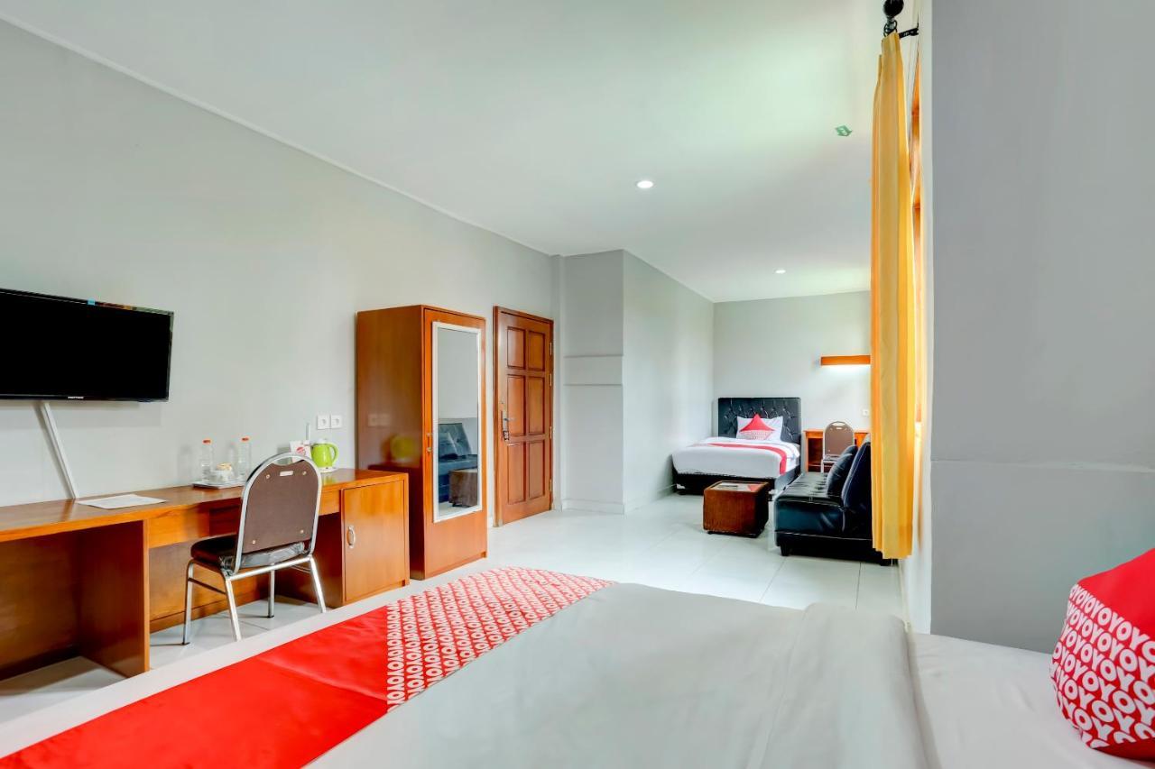 Oyo 90089 Hotel Satria Syariah Denpasar Dış mekan fotoğraf
