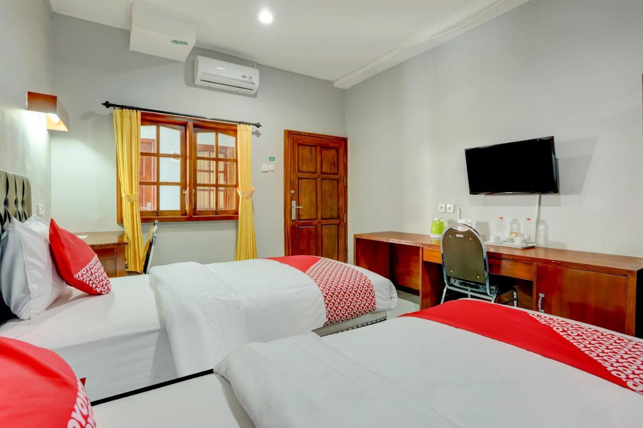 Oyo 90089 Hotel Satria Syariah Denpasar Dış mekan fotoğraf